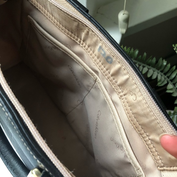 Calvin Klein Bag - Picture 7 of 15